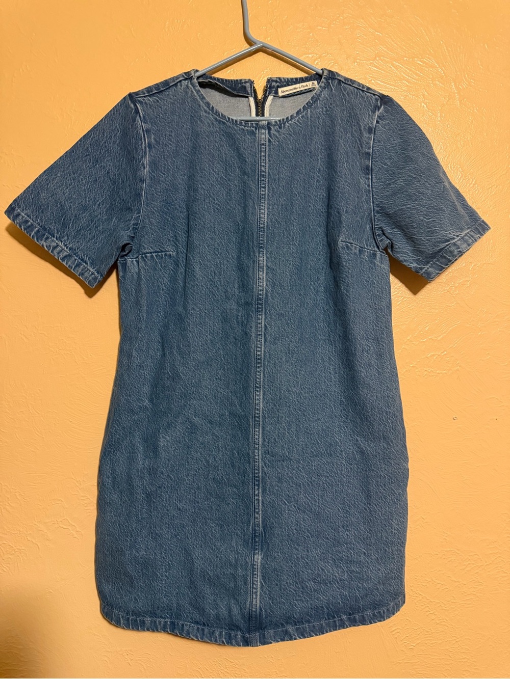 Abercrombie & Fitch Light Wash Denim Shift Dress